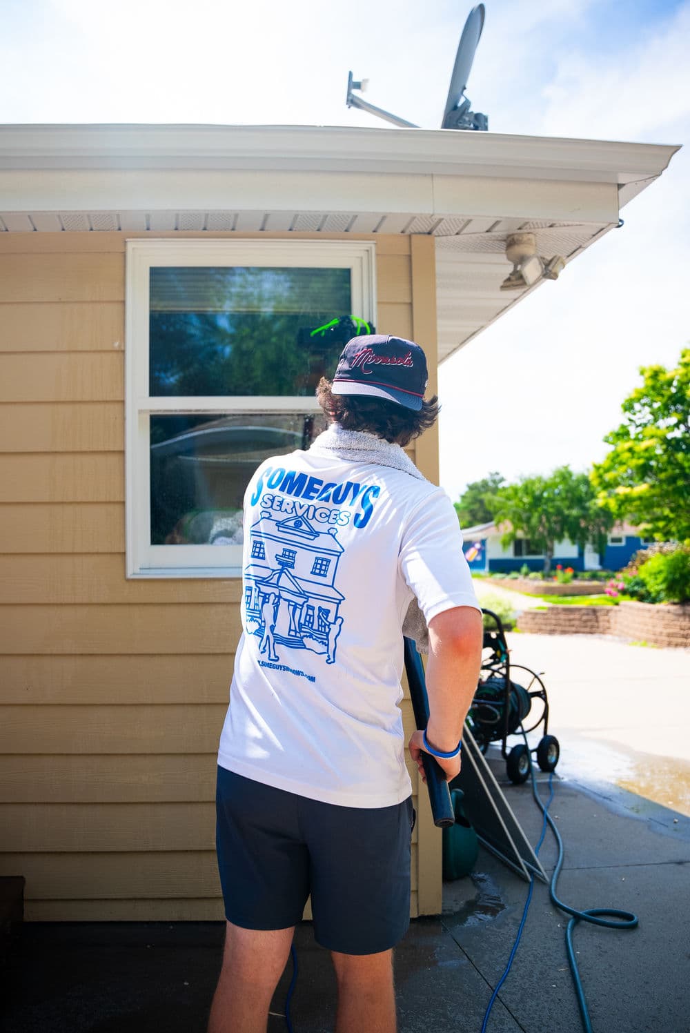 Streak-Free Window Cleaning for Lincoln Homes image